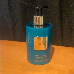Victoria Secret Very Sexy Sea lotion